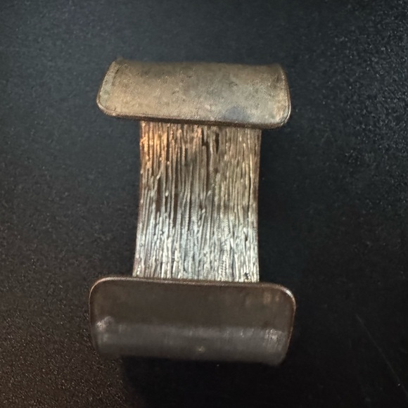 Vintage Cuff - Picture 3 of 3